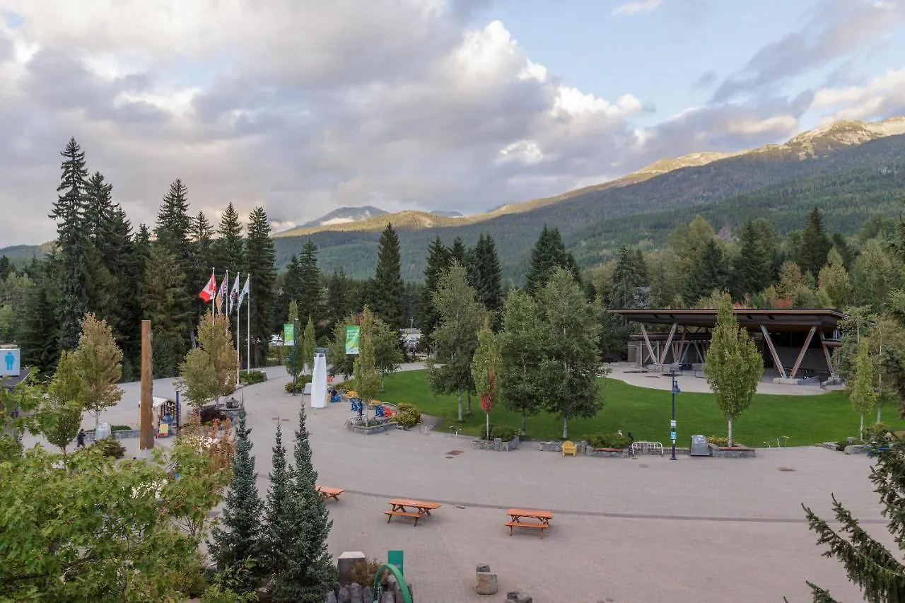 Tyndall Stone Lodge By Cozystay Signature Whistler Holiday home