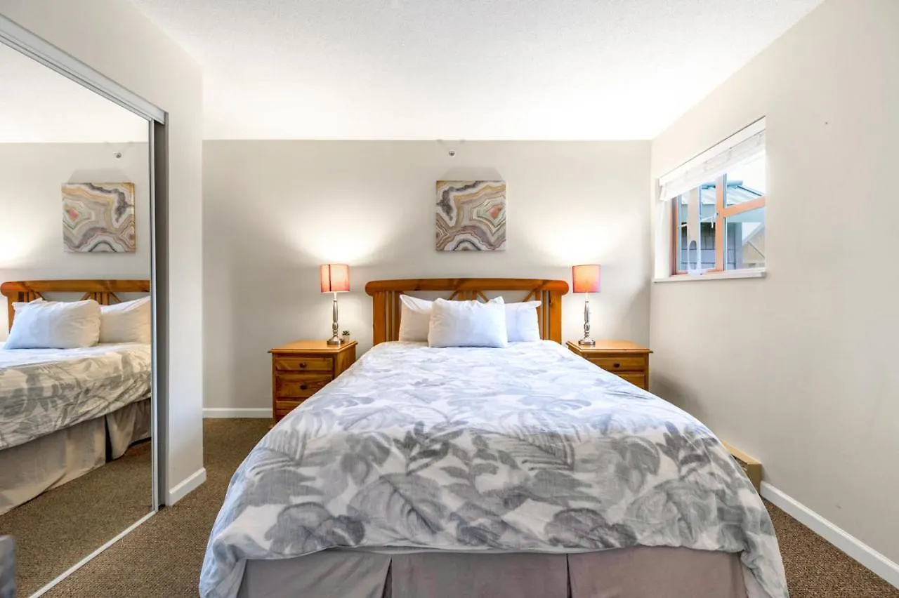 Tyndall Stone Lodge By Cozystay Signature Whistler Holiday home