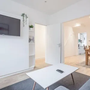 refurbished-high-spec-central-family-home.cambridgehotelsuk.com/